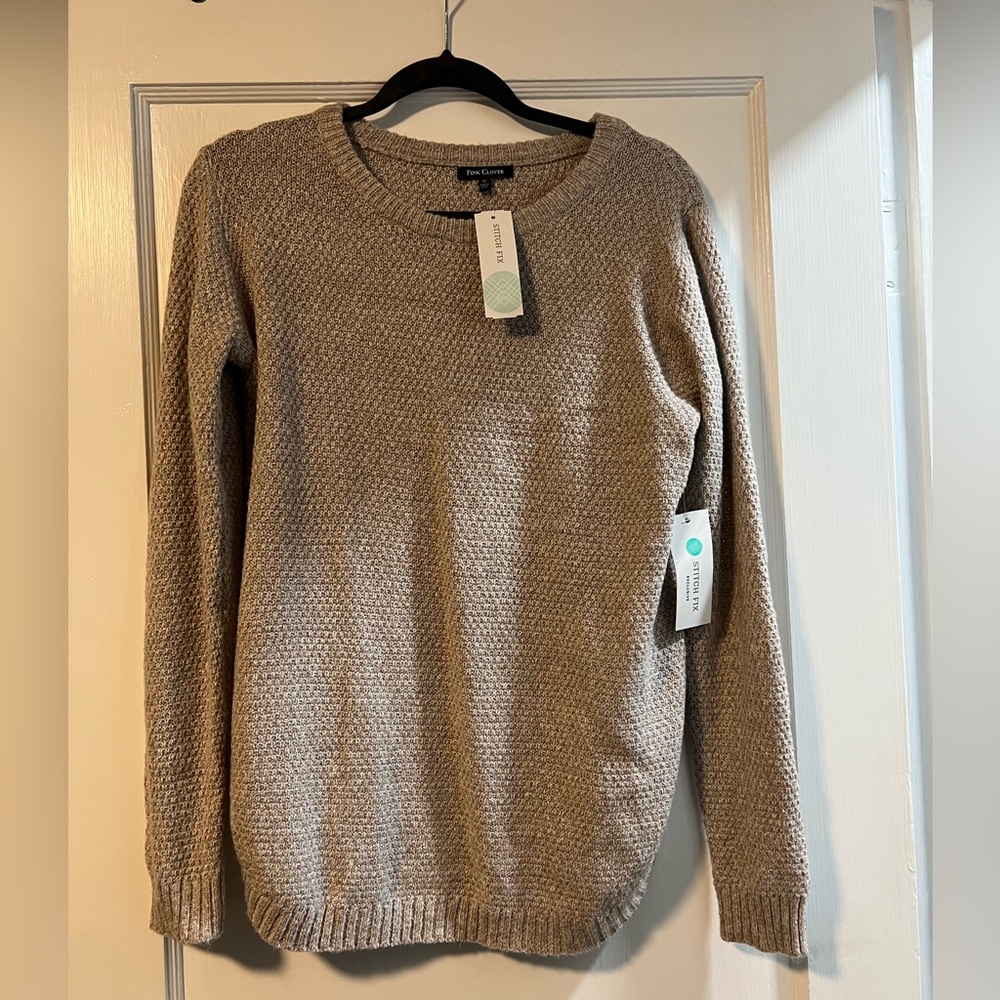 New with tags pink clover stitch fix size medium sweater